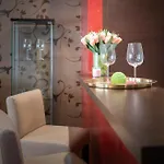 Free Parking! Soho 101, 4 Ppl, Ac, Superfast Wifi, Tv * Budapest