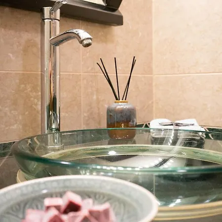 Διαμέρισμα Free Parking! Soho 101, 4 Ppl, Ac, Superfast Wifi, Tv *