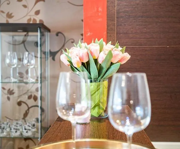 Free Parking! Soho 101, 4 Ppl, Ac, Superfast Wifi, Tv Budapest