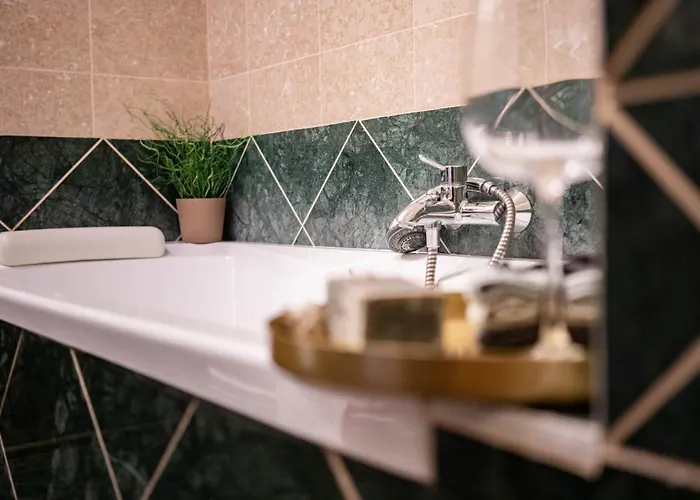 Free Parking! Soho 101, 4 Ppl, Ac, Superfast Wifi, Tv Budapest