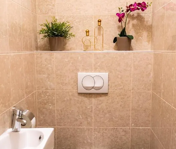 Free Parking! Soho 101, 4 Ppl, Ac, Superfast Wifi, Tv *