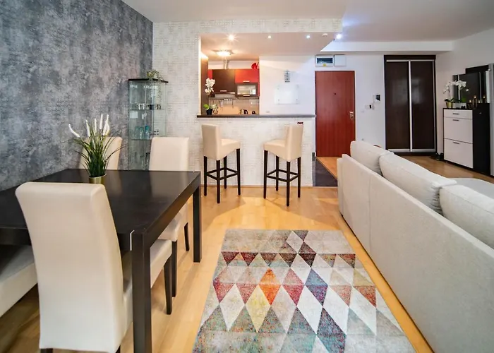 Free Parking! Soho 101, 4 Ppl, Ac, Superfast Wifi, Tv アパート