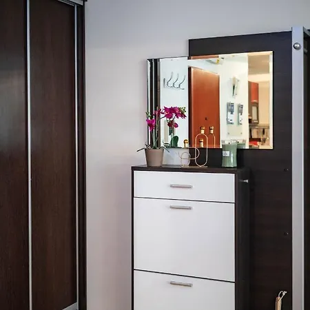 Free Parking! Soho 101, 4 Ppl, Ac, Superfast Wifi, Tv Apartament *